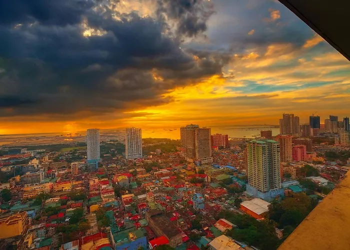 La Verti Residences Unit 1420 I Skyline Views & Luxe Near Moa Apartment